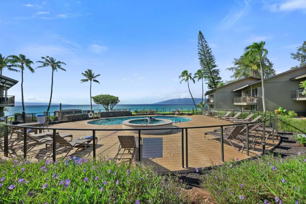 Coral Cove-Poolside Condo And Panoramic Ocean View Kahana Extérieur photo